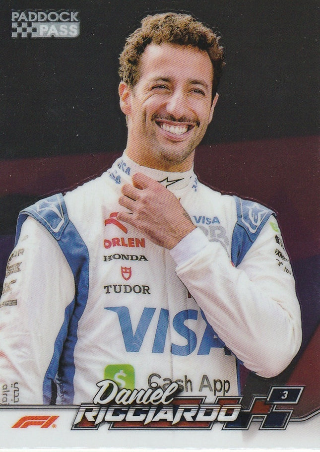 18 Daniel Ricciardo (VCARB)