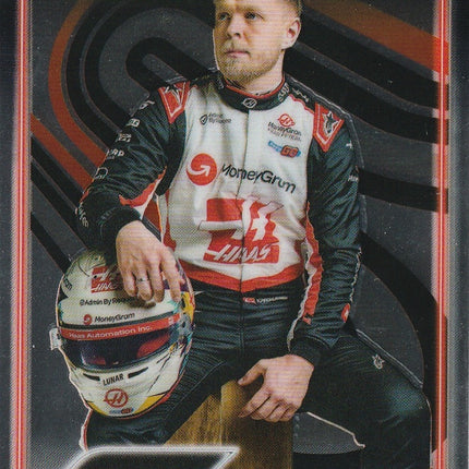16 Kevin Magnussen